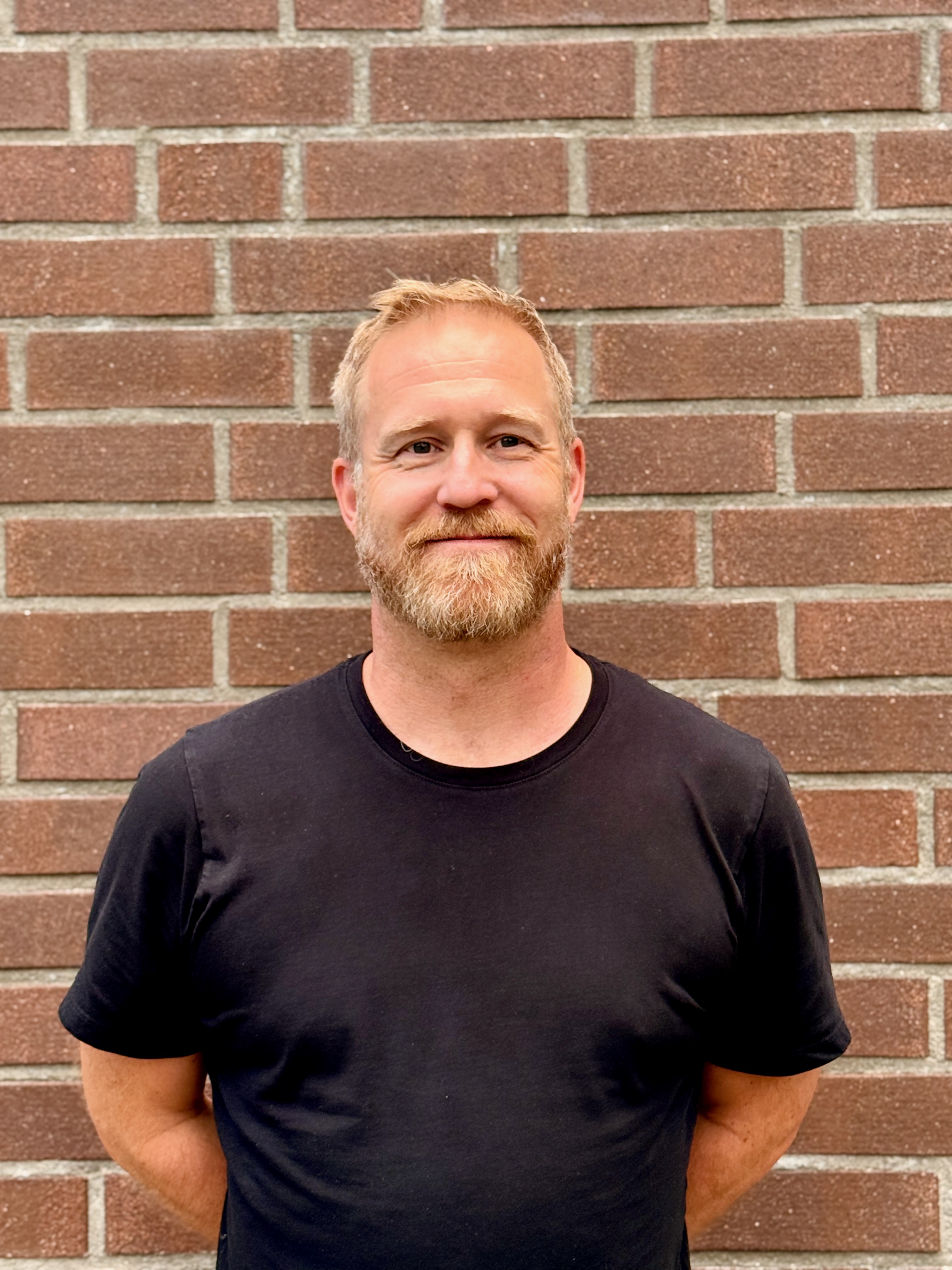 Herr Henrichs, Schulverwaltungsassistent der Henry-Ford-Realschule